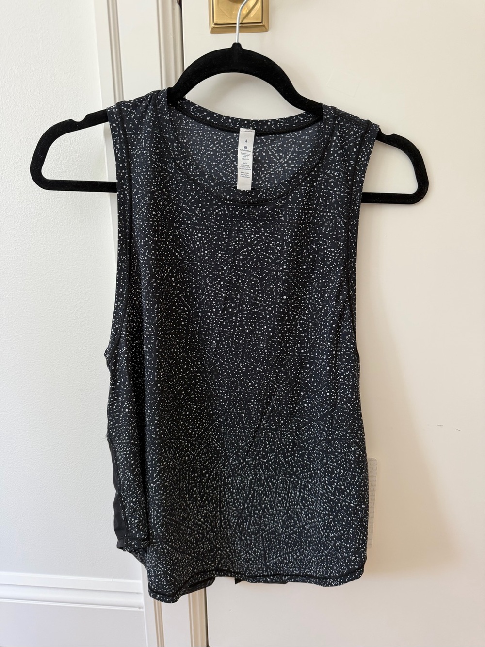 lululemon Ace tank size 4 NWT
